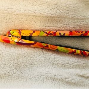Amika Flat Iron